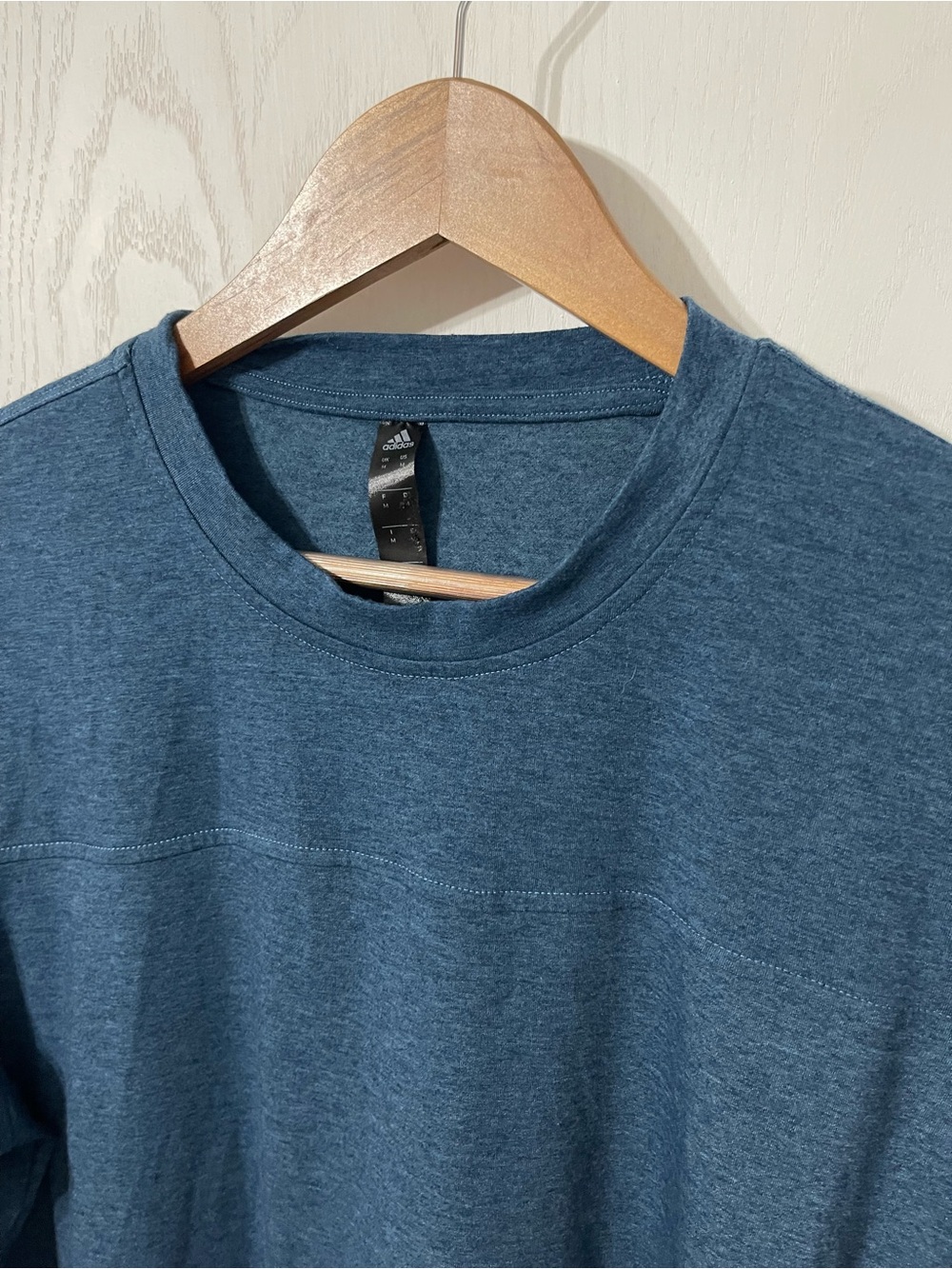 Adidas Men's Blue Long Sleeve Athletic Shirt In Size M